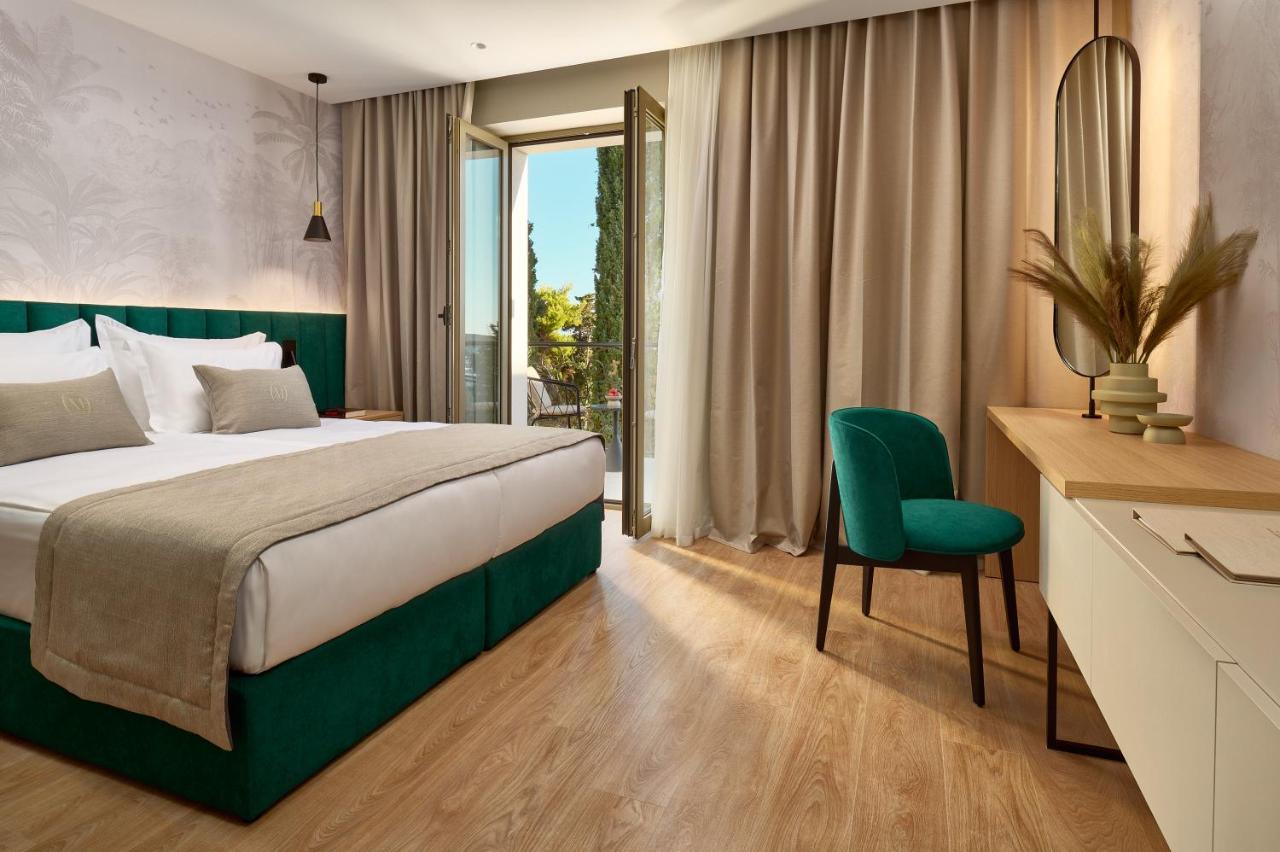 Hotel Moeesy, Blue & Green Oasis Hvar Town Exterior foto